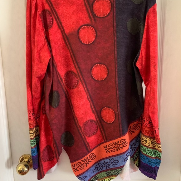 Red Patterned Tunic Top - Picture 5 of 5